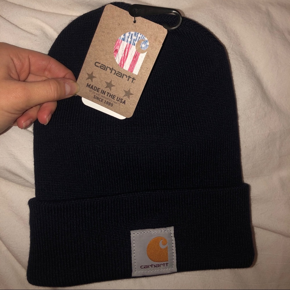 NWT Carhartt beanie